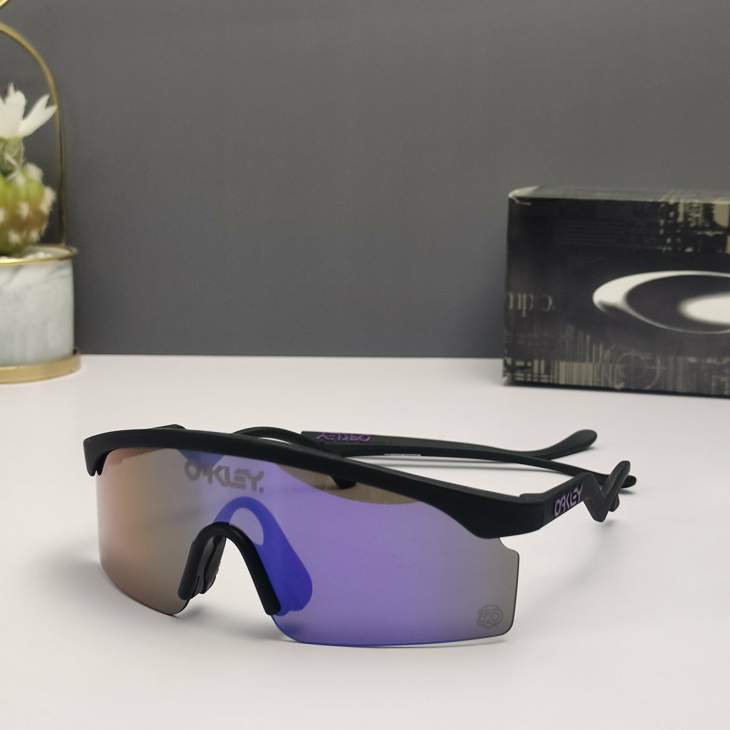 Picture of Oakley Sunglasses _SKUfw66124337fw